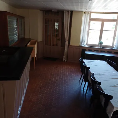 Des Platanes Mini-hôtel