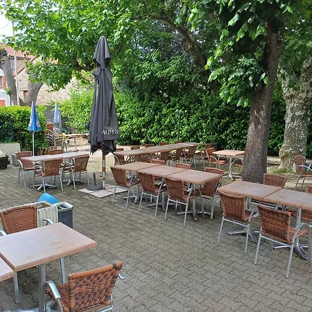 Des Platanes Mini-hôtel